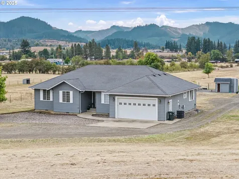 2265 Northside Road Sutherlin OR 97479