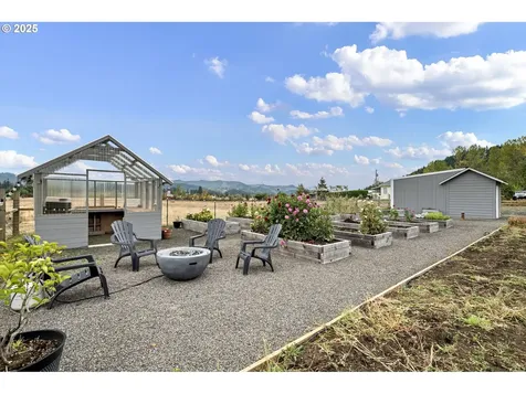 2265 Northside Road Sutherlin OR 97479