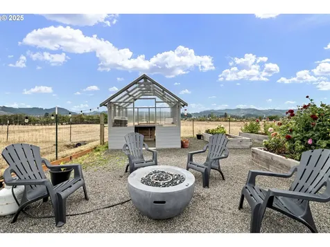 2265 Northside Road Sutherlin OR 97479