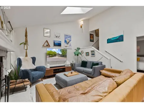 7932 SW Skyhar Drive Portland OR 97223
