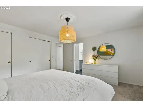 7932 SW Skyhar Drive Portland OR 97223