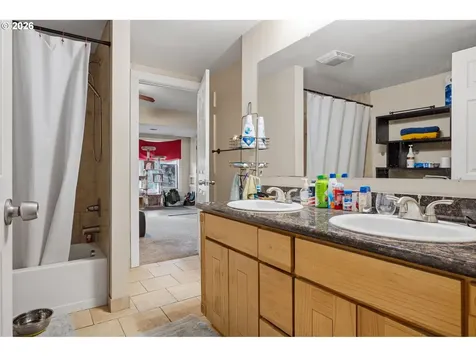 1324 NE 79th Avenue Portland OR 97213
