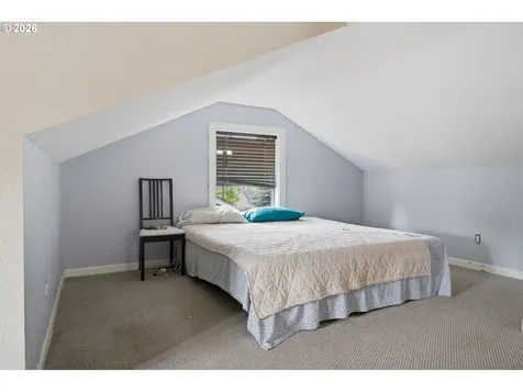 1324 NE 79th Avenue Portland OR 97213