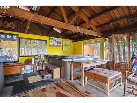 1324 NE 79th Avenue Portland OR 97213