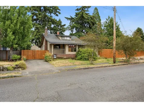 1324 NE 79th Avenue Portland OR 97213