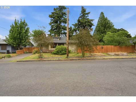 1324 NE 79th Avenue Portland OR 97213