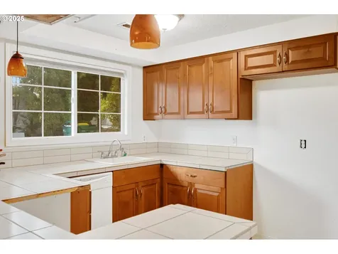 6060 SW 170th Avenue Beaverton OR 97007