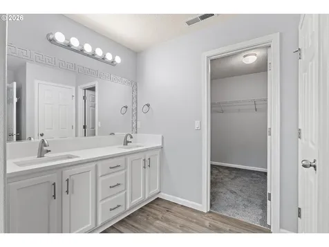 3750 SE Twelve Oaks Street Hillsboro OR 97123