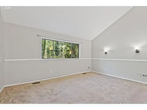 5915 SW Patton Road Portland OR 97221
