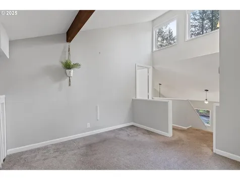 5915 SW Patton Road Portland OR 97221