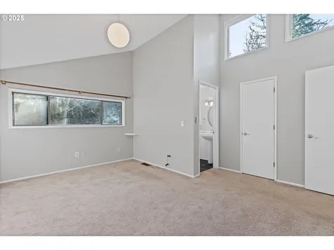 5915 SW Patton Road Portland OR 97221