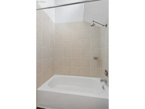5915 SW Patton Road Portland OR 97221