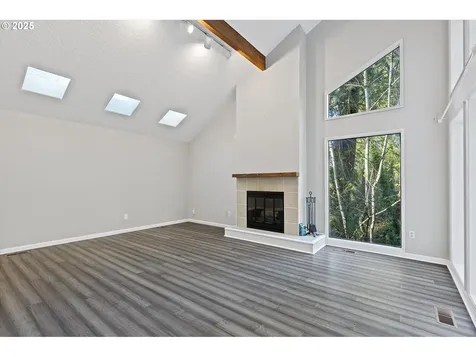 5915 SW Patton Road Portland OR 97221