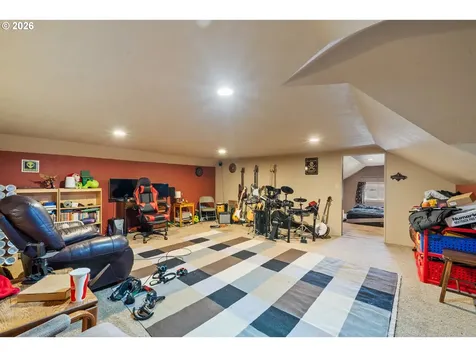 116 Cedar Avenue Tillamook OR 97141