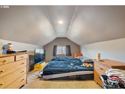 116 Cedar Avenue Tillamook OR 97141