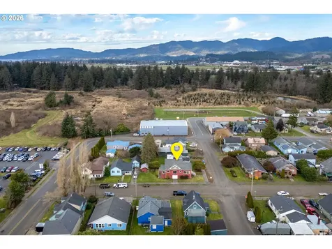 116 Cedar Avenue Tillamook OR 97141