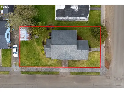 116 Cedar Avenue Tillamook OR 97141