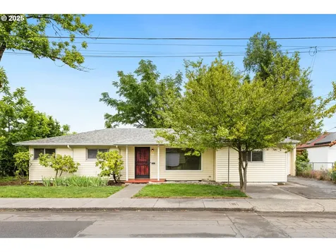 6631 SE Mitchell Court Portland OR 97206