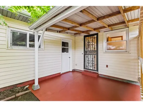 6631 SE Mitchell Court Portland OR 97206