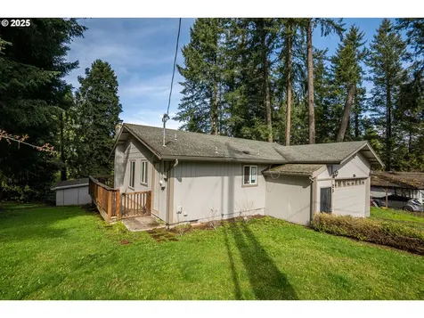 25 S 21st Street Cottage Grove OR 97424
