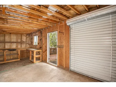 25 S 21st Street Cottage Grove OR 97424