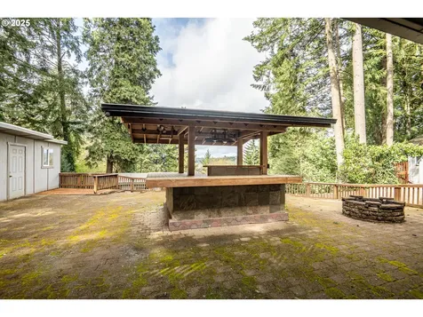 25 S 21st Street Cottage Grove OR 97424
