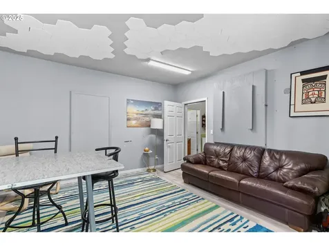 579 S Schooner Creek Road Lincoln City OR 97367