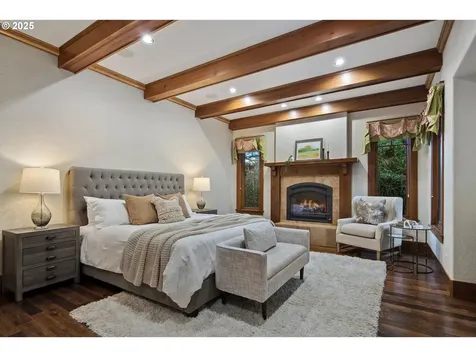 17980 S Hidden Lake Drive Oregon City OR 97045