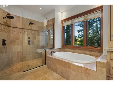 17980 S Hidden Lake Drive Oregon City OR 97045