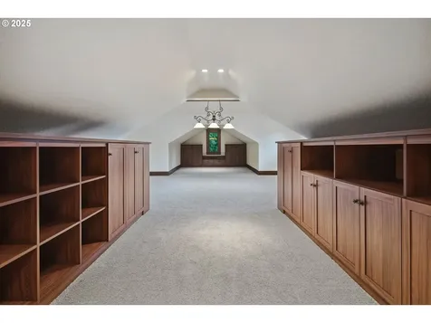 17980 S Hidden Lake Drive Oregon City OR 97045