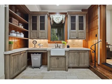 17980 S Hidden Lake Drive Oregon City OR 97045