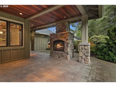 17980 S Hidden Lake Drive Oregon City OR 97045