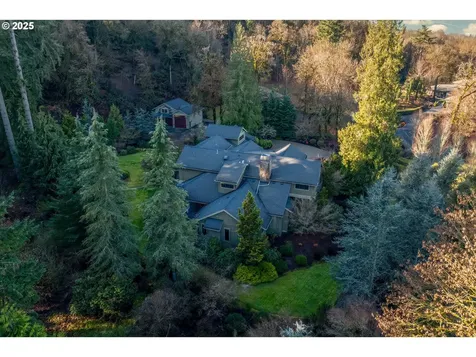 17980 S Hidden Lake Drive Oregon City OR 97045
