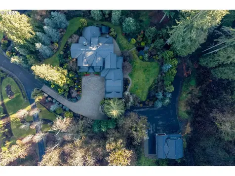 17980 S Hidden Lake Drive Oregon City OR 97045