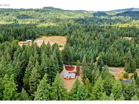 15679 S Latourette Road Oregon City OR 97045