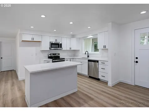 15679 S Latourette Road Oregon City OR 97045