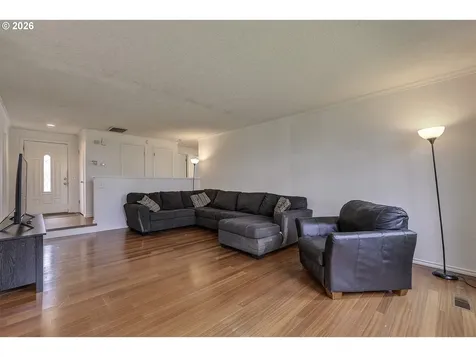 17175 SW Canby Court Beaverton OR 97007