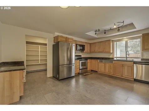 17175 SW Canby Court Beaverton OR 97007