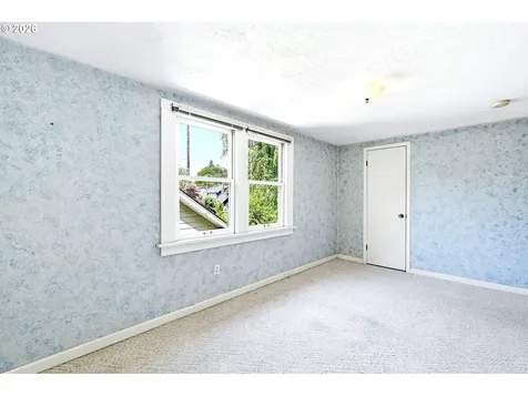 2832 NE 9th Avenue Portland OR 97212