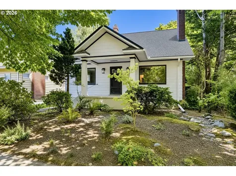 2832 NE 9th Avenue Portland OR 97212