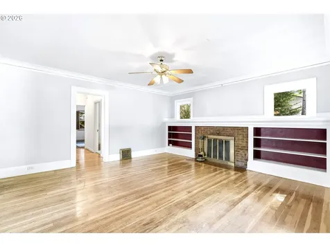 2832 NE 9th Avenue Portland OR 97212