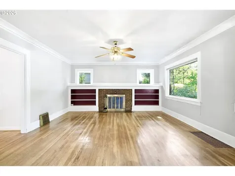 2832 NE 9th Avenue Portland OR 97212