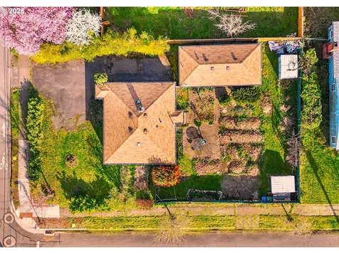 1890 W 18th Avenue Eugene OR 97402