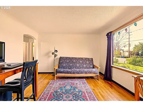 1890 W 18th Avenue Eugene OR 97402