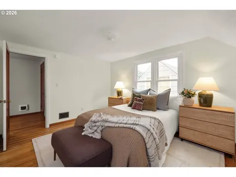 3006 SE 74th Avenue Portland OR 97206