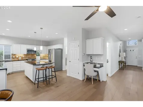 5365 NW Skycrest Parkway Portland OR 97229