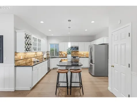 5365 NW Skycrest Parkway Portland OR 97229