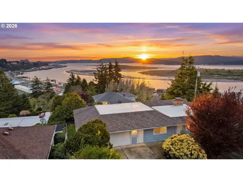 546 W Fir Avenue Coos Bay OR 97420