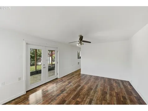 546 W Fir Avenue Coos Bay OR 97420
