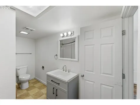 546 W Fir Avenue Coos Bay OR 97420